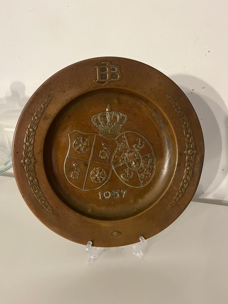 Origineel gedenkbord uit 1937, Antiek en Kunst, Ophalen of Verzenden, Koper
