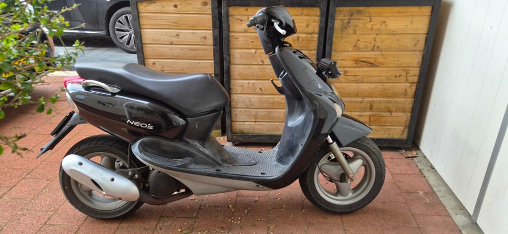 Scooter yamaha neo's, Fietsen en Brommers, Scooters | Yamaha, Ophalen, Gebruikt, Benzine, Neo's