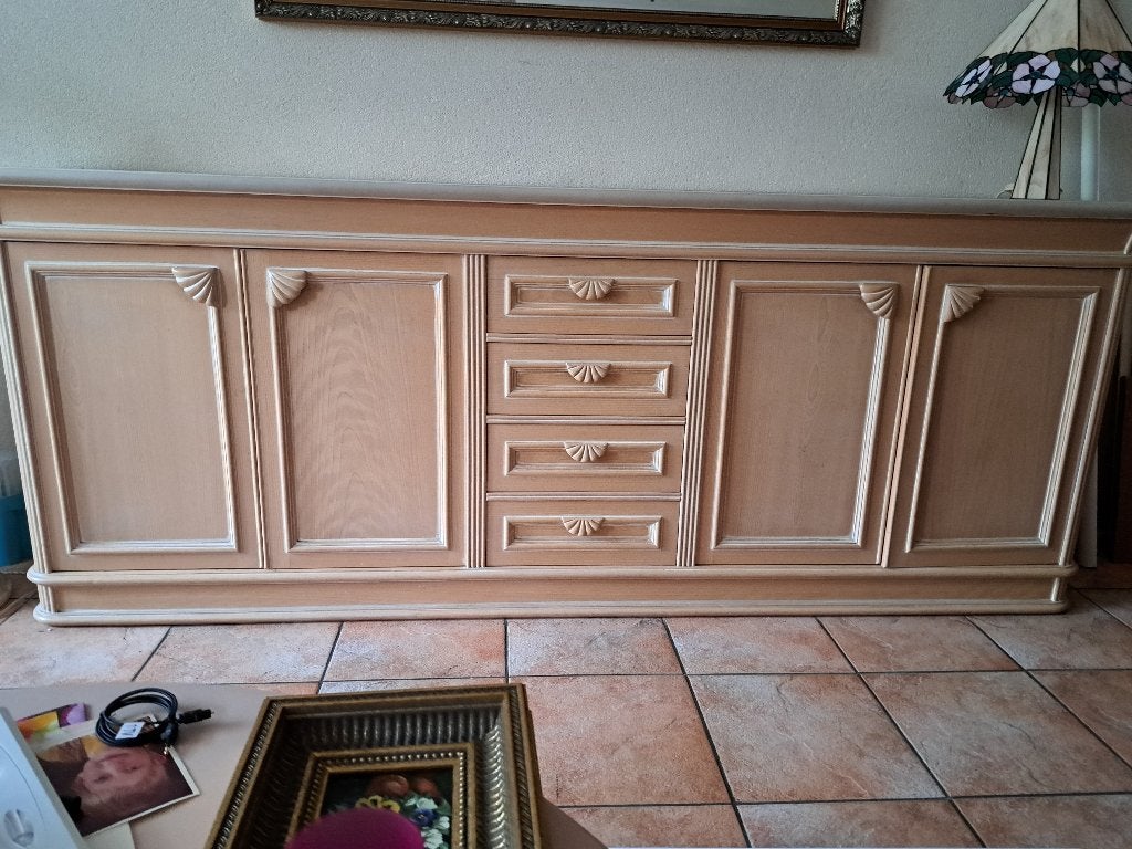 Compleet interieur, Ophalen
