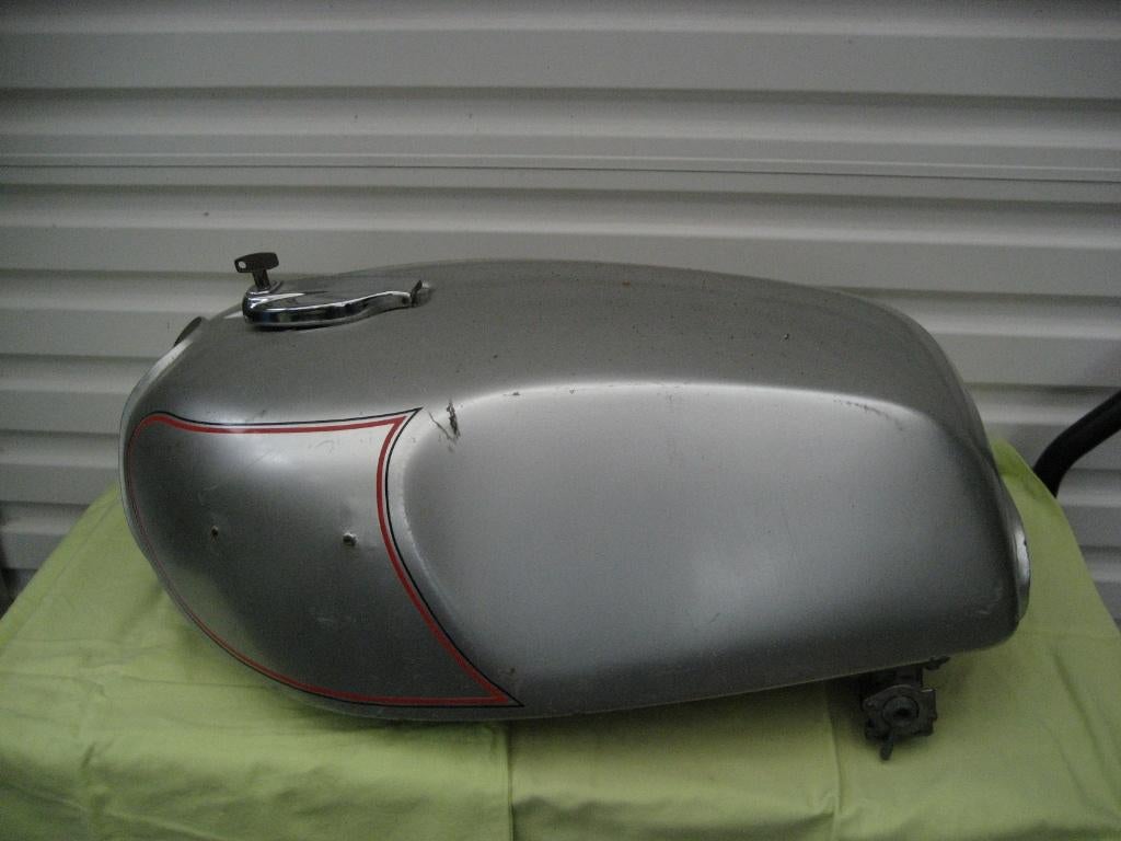 Benzinetank Yamaha XS750, Motoren, Ophalen of Verzenden, Gebruikt