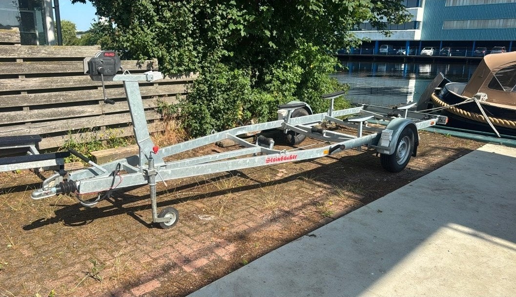Steinbacher trailer met een 1350KG as en kenteken!!!, Watersport en Boten, Boottrailers, Zo goed als nieuw, Overige typen, Minder dan 1500 kg