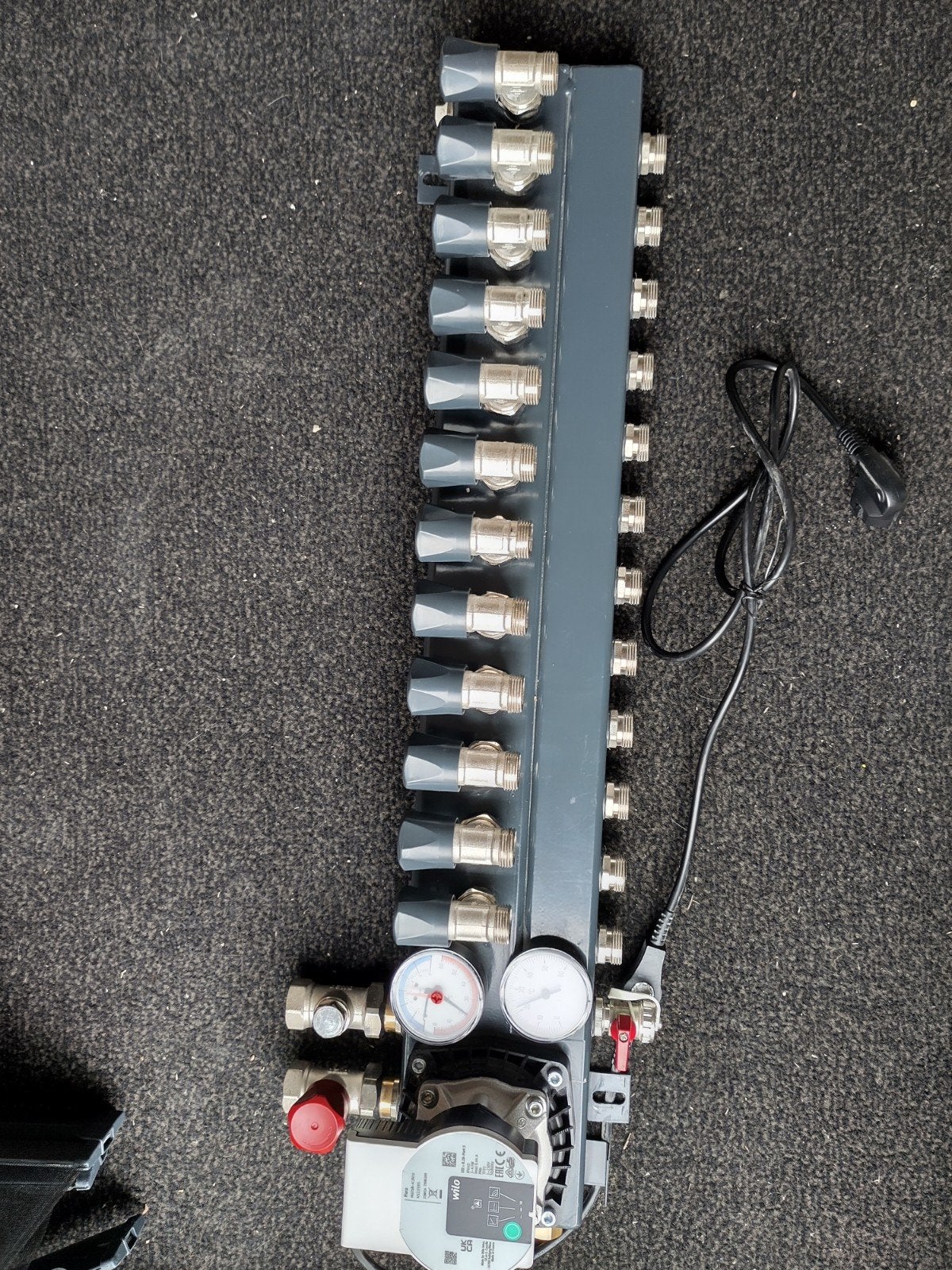 Vloerverwarming verdeler met Wilo pomp voor 12 kanalen, Ophalen, 30 tot 80 cm, Overige typen, Nieuw