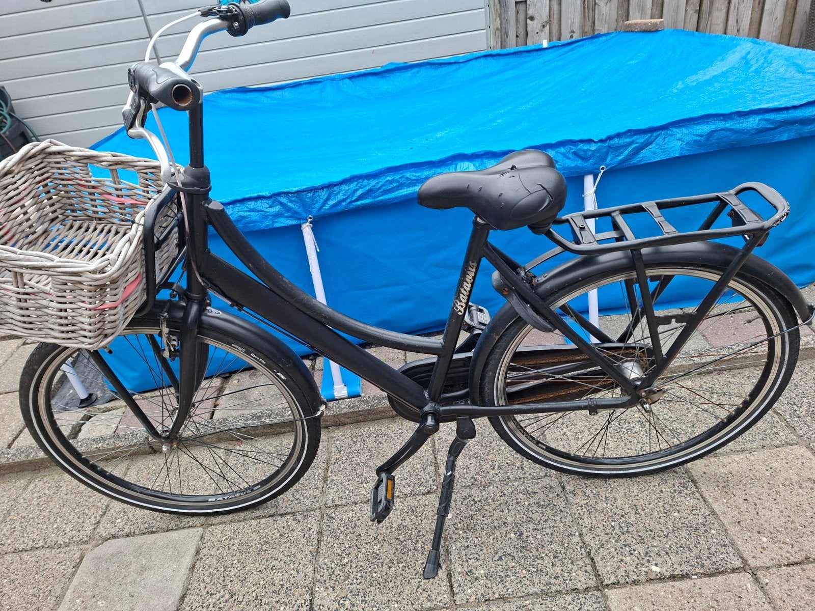 Batavus fietsen: zwart 26 inch en wit 24 inch, Ophalen, Gebruikt, 24 inch