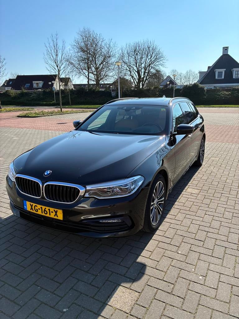 BMW 5-Serie 530i 252pk Trekhaak Panorama APK, 1998 cc, Achterwielaandrijving, 4 cilinders, 2000 kg