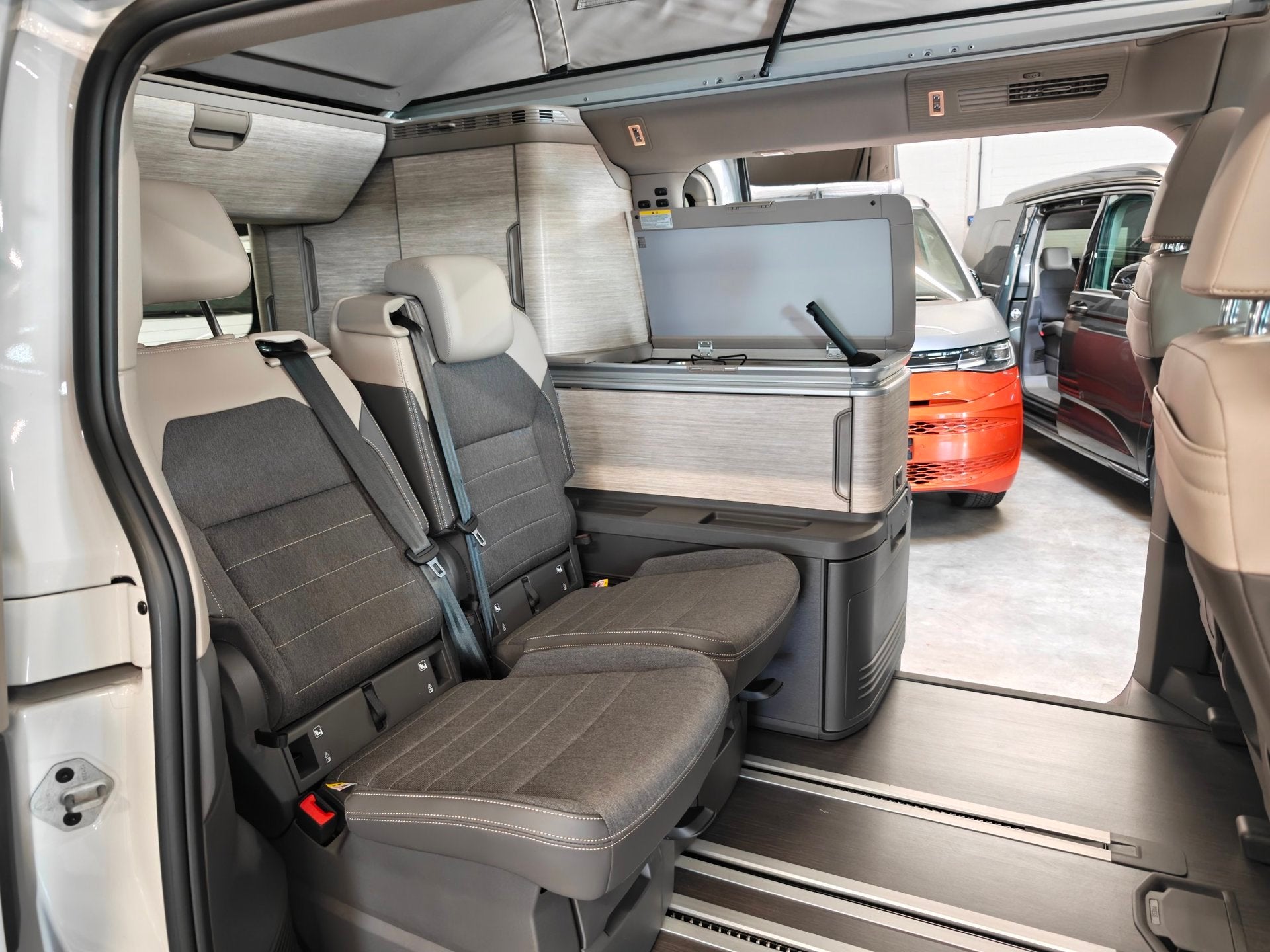 Volkswagen California Ocean 1.5 eHybrid DSG 4Motion 245pk, Automaat, Buscamper of Camperbus, Volkswagen, Elektrische ramen