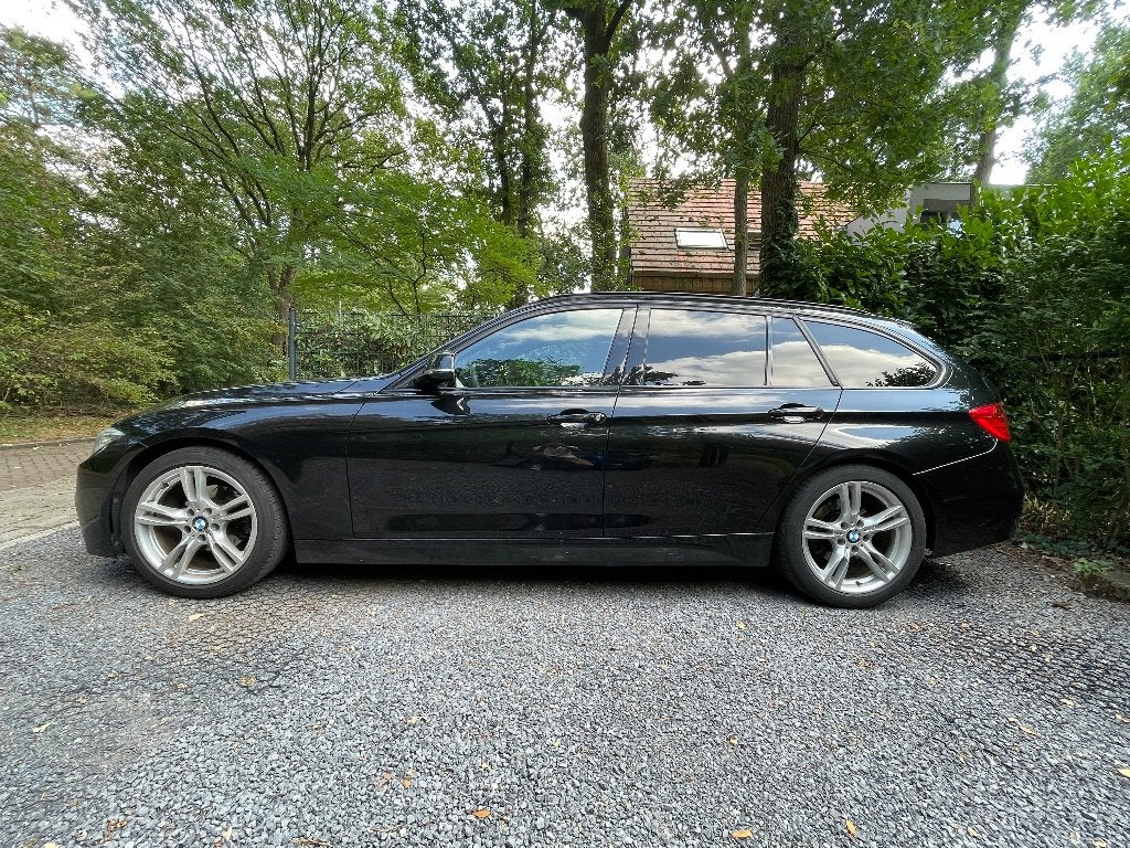 BMW 3-Serie 2.0 320I Touring 2013 Zwart, Full Option, Auto's, 183 pk, 1440 kg, Zwart, 4 cilinders
