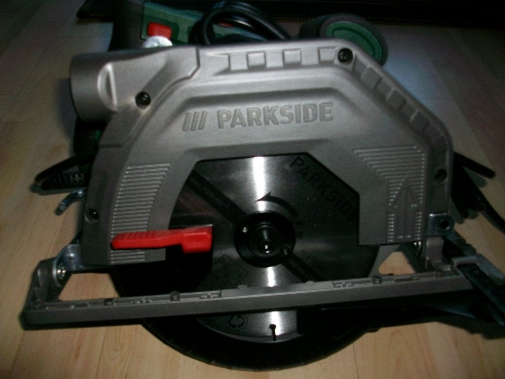 Te  Koop: Nieuwe Parkside Handcirkel Zaag, Doe-het-zelf en Verbouw, Ophalen, Cirkelzaag, Nieuw, 30 tot 70 mm