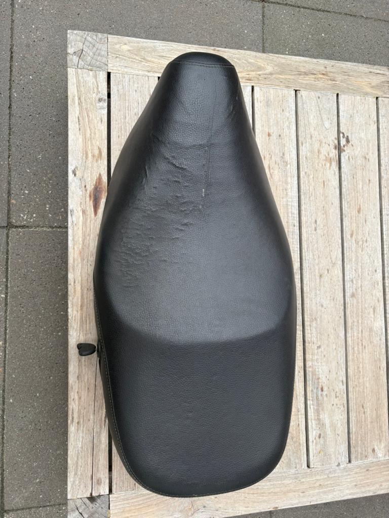 Vespa lx zadel, Fietsen en Brommers, Brommeronderdelen | Scooters, Ophalen of Verzenden, Gebruikt