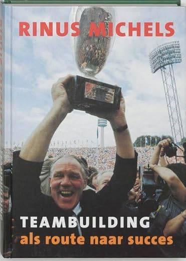Boek Rinus  Michels - Teambuilding als route naar succes, Ophalen of Verzenden, Zo goed als nieuw, Balsport