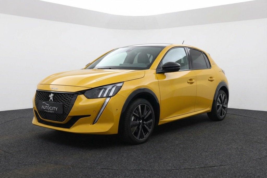 Peugeot 208 GT Pack 1.2 Puretech Pano l Keyless l Camera l A, Auto's, Peugeot, Bedrijf, Te koop, ABS, Airbags, Airconditioning