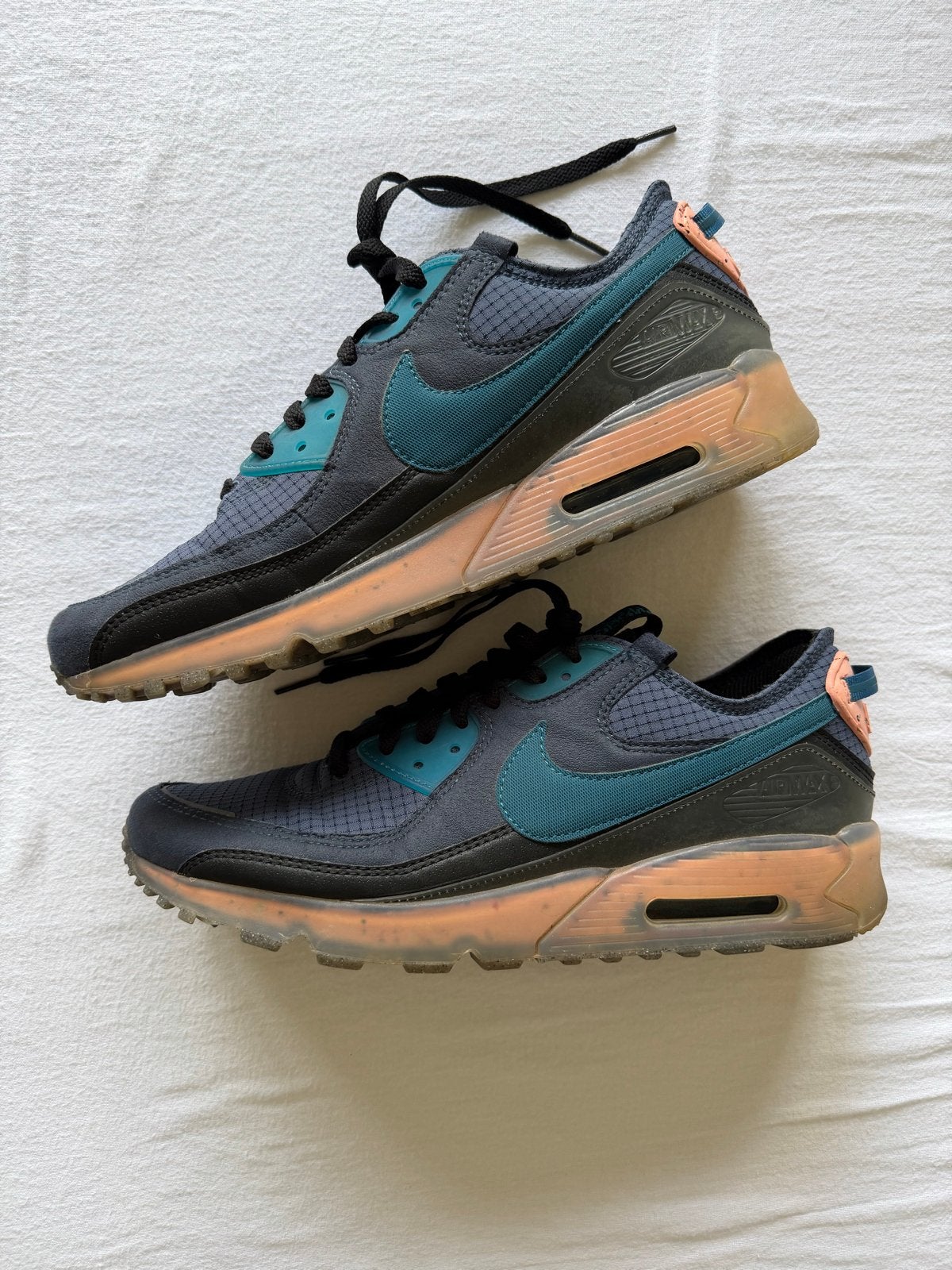 Nike Air Max Terrascape 90 blauw/roze maat 46, Kleding | Heren, Schoenen, Blauw, Ophalen of Verzenden, Sneakers of Gympen, Zo goed als nieuw