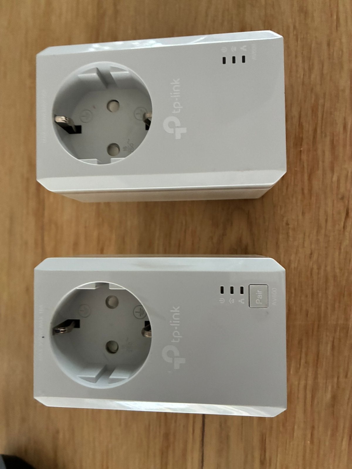 TP LINK powerline afapter TL-PA4010P en TL-PA4020P, Ophalen of Verzenden, Zo goed als nieuw