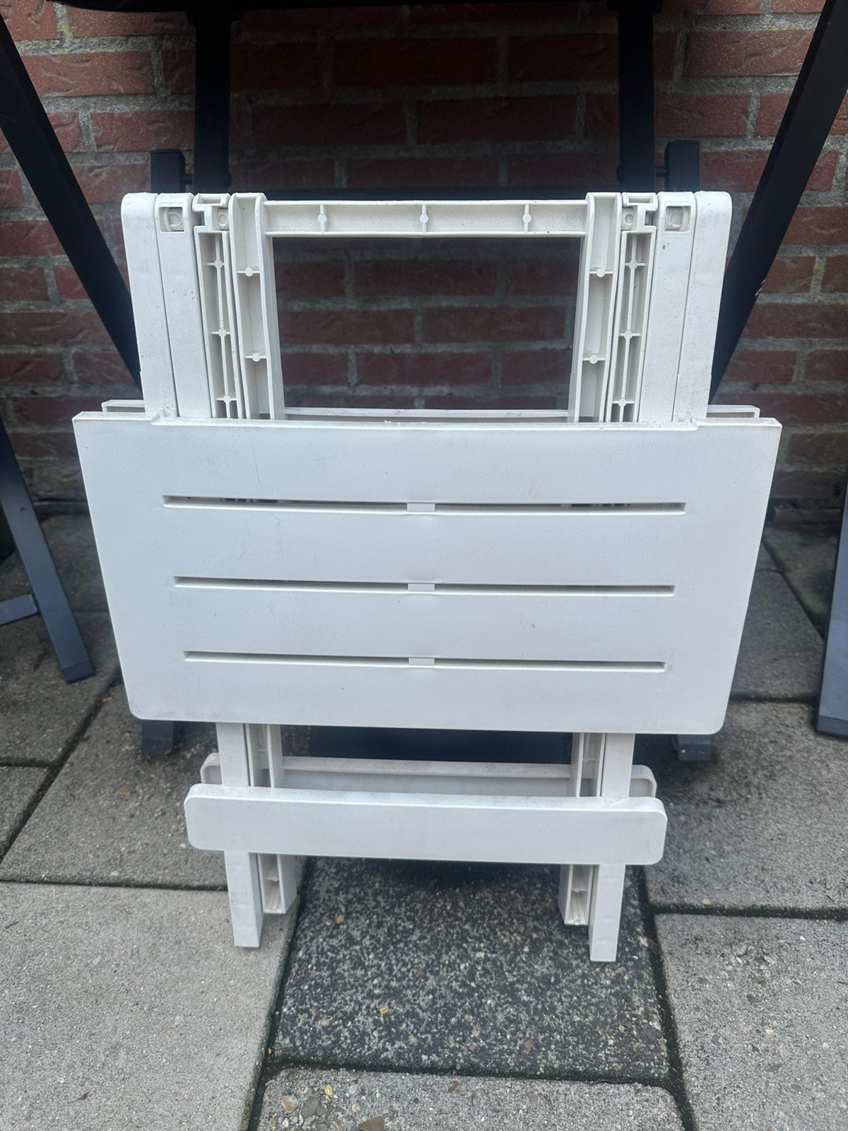 Opklapbaar kunststof tuintafeltje - Handig en compact, Ophalen, Gebruikt, Vierkant, Kunststof