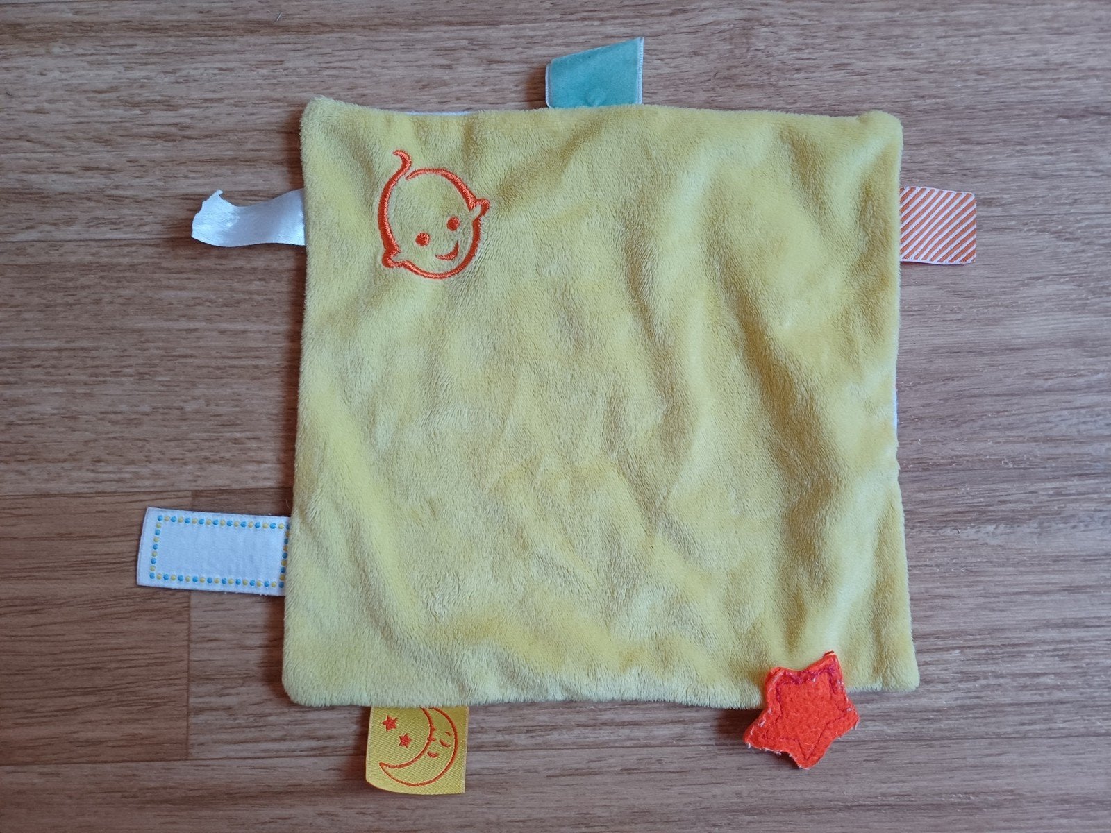 labeldoekje doekje geel zwitsal knuffeldoekje, Ophalen of Verzenden, Zo goed als nieuw, Overige typen