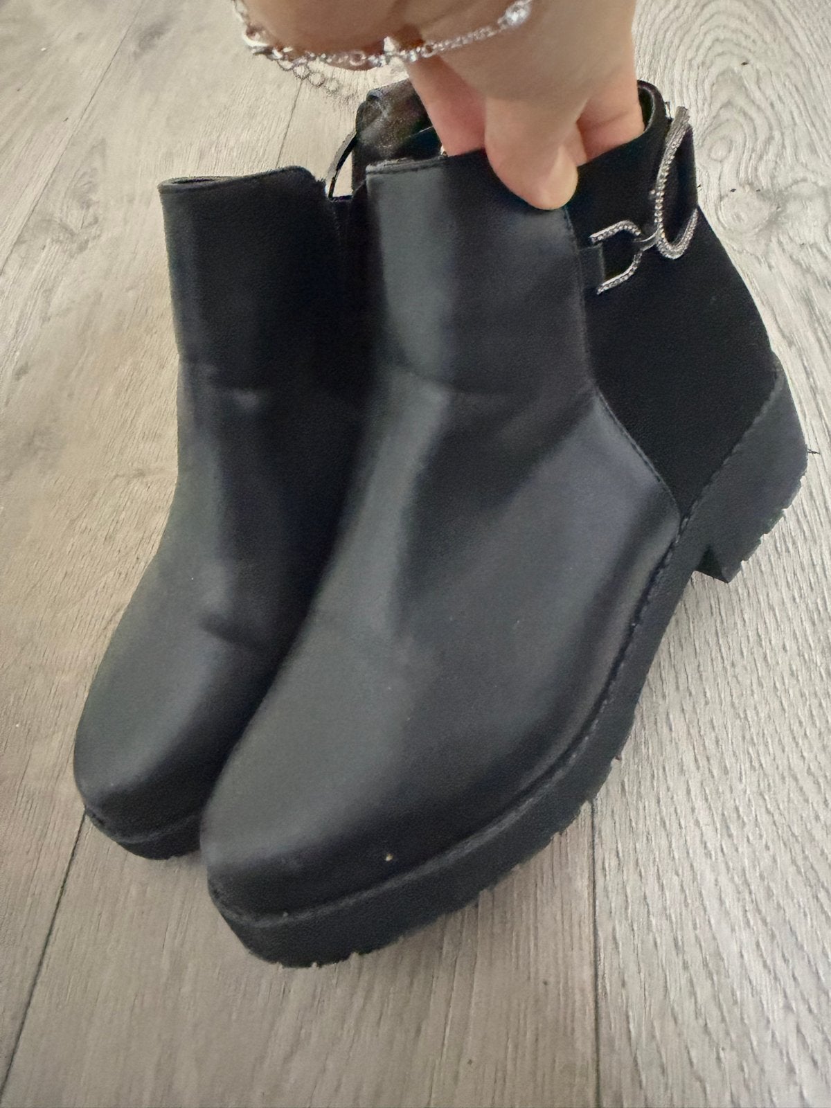 Zwarte Bottines Maat 38 - Nooit Gedragen, Kleding | Dames, Ophalen of Verzenden, Nieuw, Zwart, Lage of Enkellaarzen