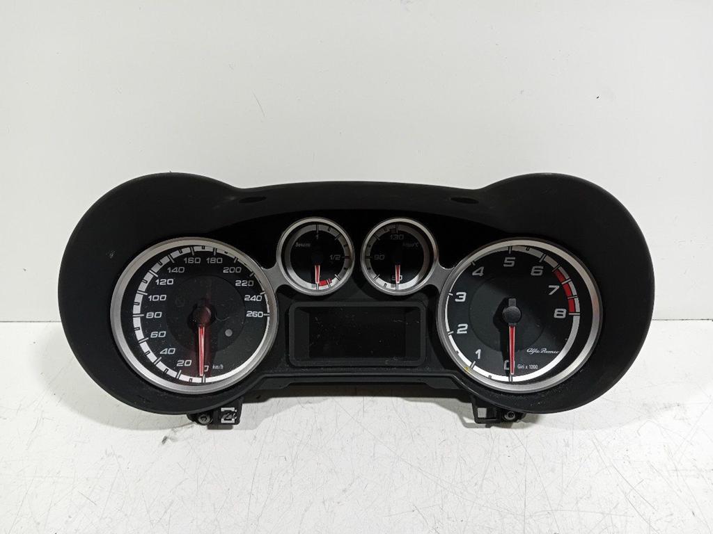 Cockpit Alfa Romeo MiTo, Onderdelen@venauto.nl, Van der Ven Autorecycling B.V., Gebruikt, Ettenseweg 76, 4706 PB Roosendaal, The Netherlands