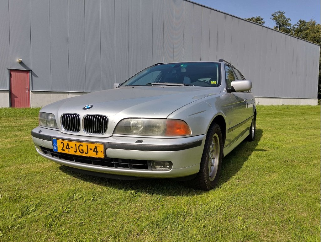 BMW 5-serie Touring - 540i Executive  1999 auto. i.z.g.st., Automaat, Achterwielaandrijving, Stationwagon, Bluetooth