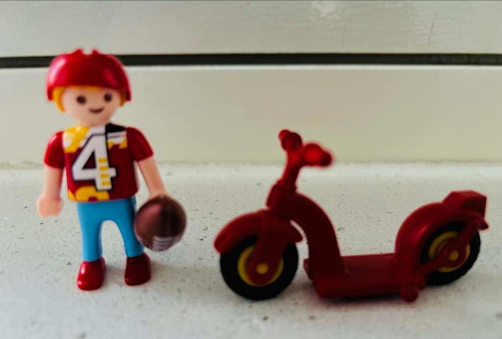 Playmobil setje 6805 met figuur en step, Kinderen en Baby's, Speelgoed | Playmobil, Ophalen of Verzenden, Gebruikt