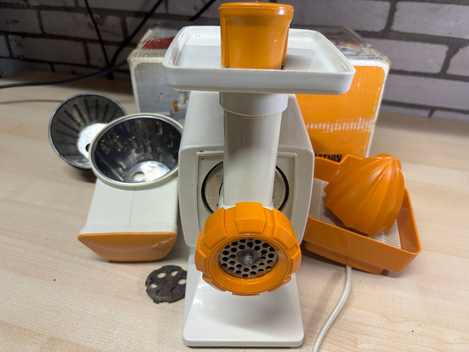Vintage Moulinex Charlotte 303 Keukenmachine - Zo goed als n, Ophalen of Verzenden, Gebruikt