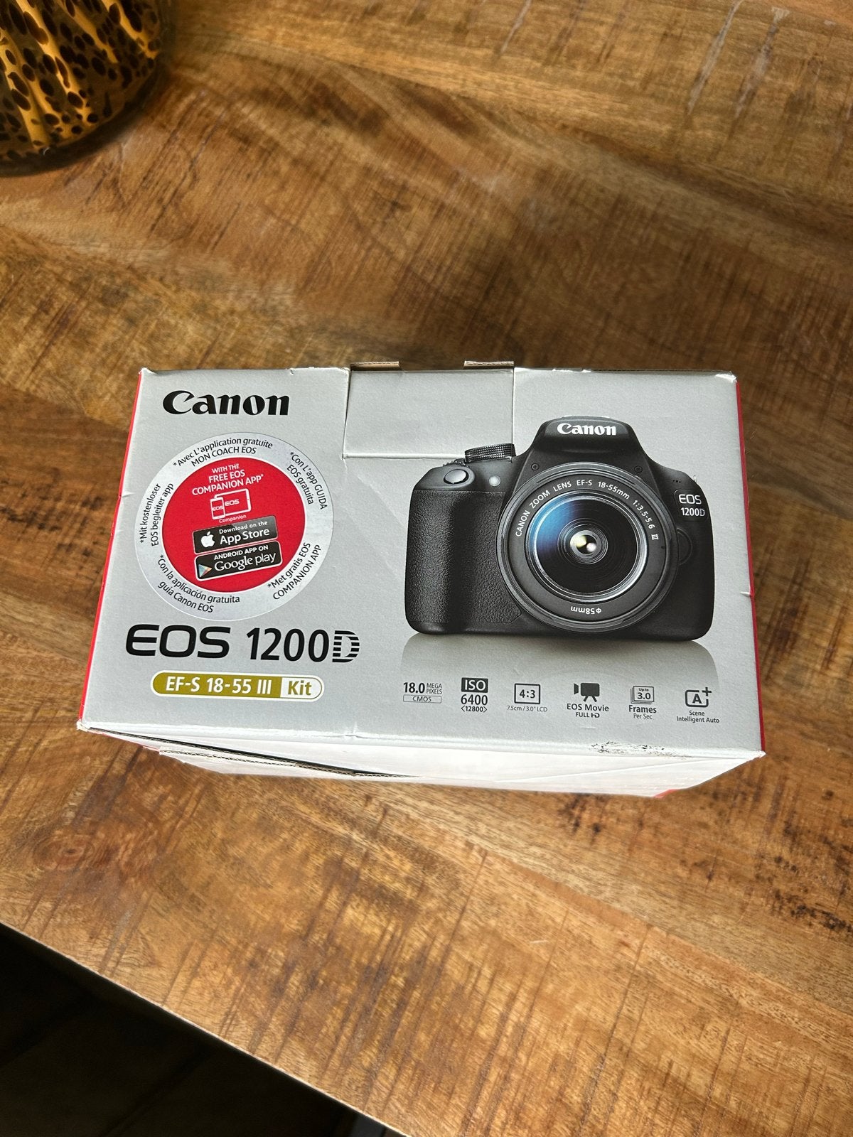 Canon EOS 1200D spiegelreflexcamera met EF-S 18-55 III Kit, Spiegelreflex, Canon, Zo goed als nieuw, Geheugenkaart