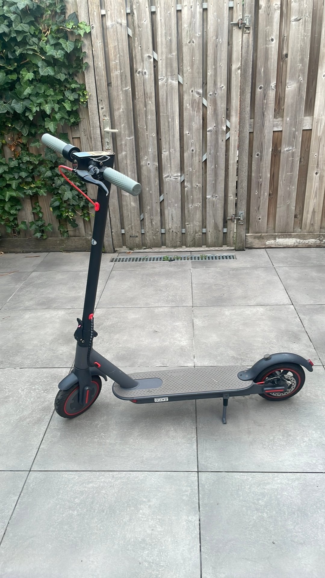 H7 elektrische step, Fietsen en Brommers, Steps, Ophalen, Zo goed als nieuw