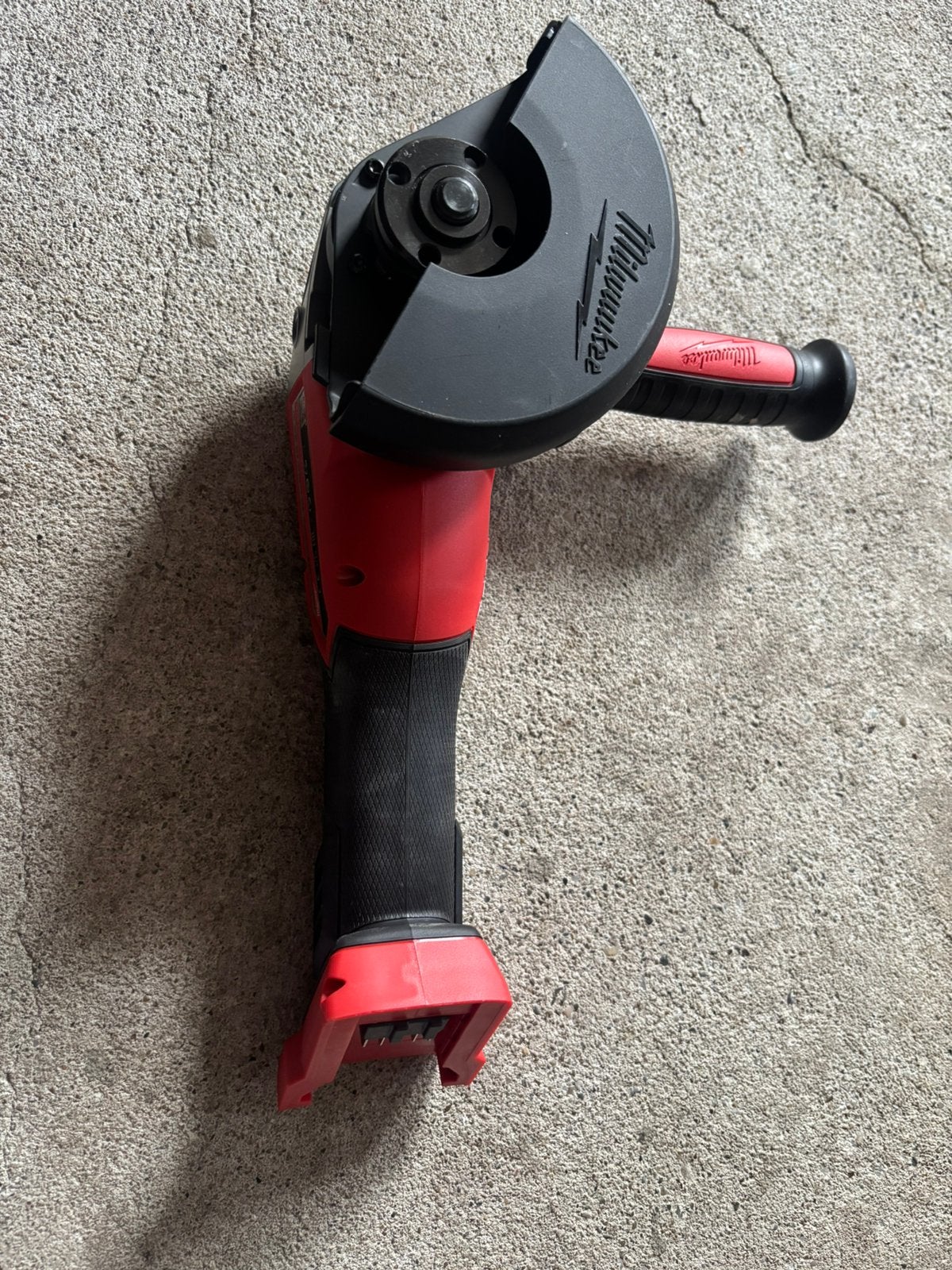 Milwaukee M18 accu slijptol, Ophalen, Zo goed als nieuw, 1000 watt of meer, Haakse handslijpmachine
