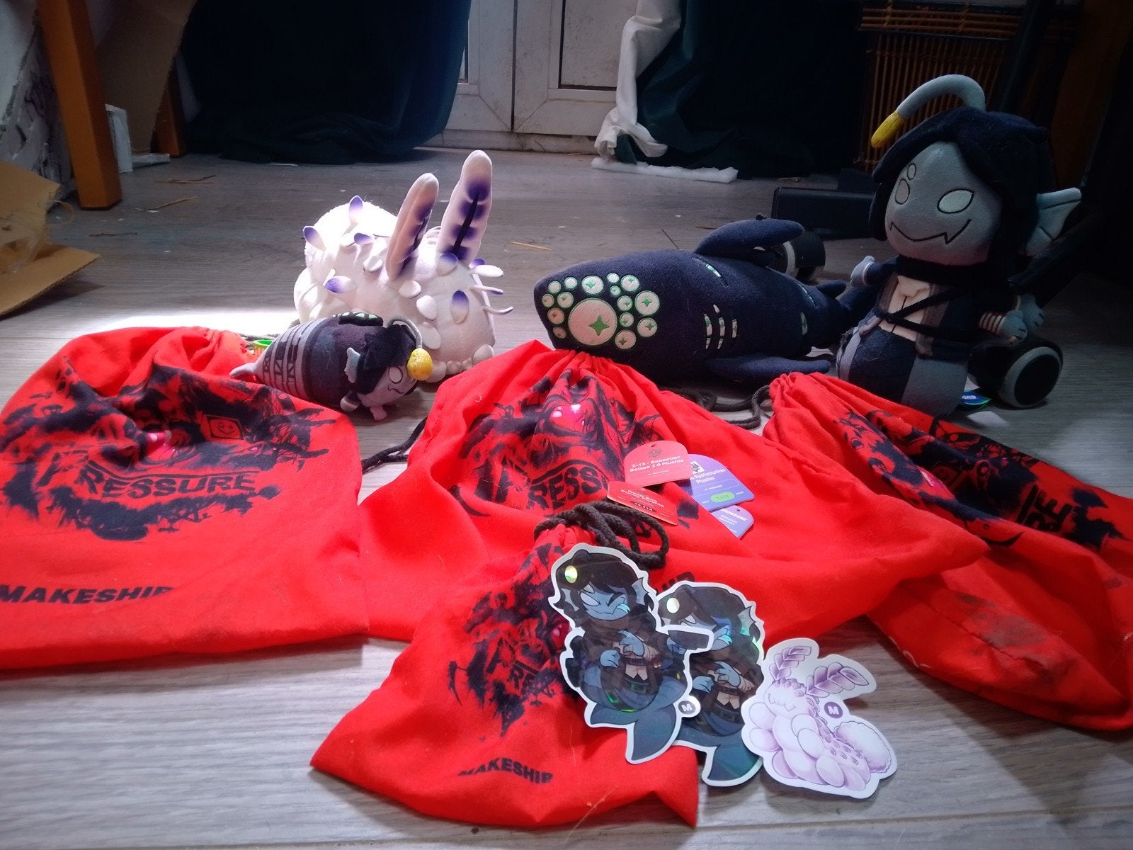 Pressure makeship plush (lees beschrijving erbij), Gebruikt, Overige merken, Overige karakters, Overige typen