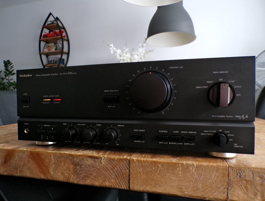 Mooie Technics Class AA versterker type SU-V570 PXS, Audio, Tv en Foto, Overige merken, Gebruikt, Ophalen of Verzenden, 120 watt of meer