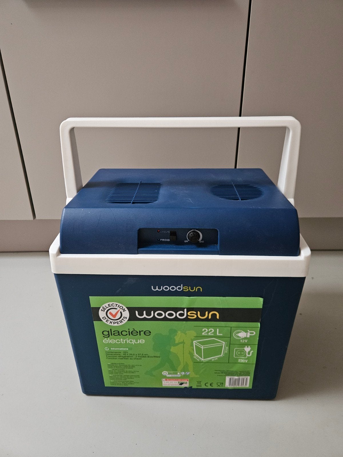 Woodsun Elektrische Koelbox 22L 12V en 230V, Ophalen, Gebruikt, Koelbox, Elektrisch