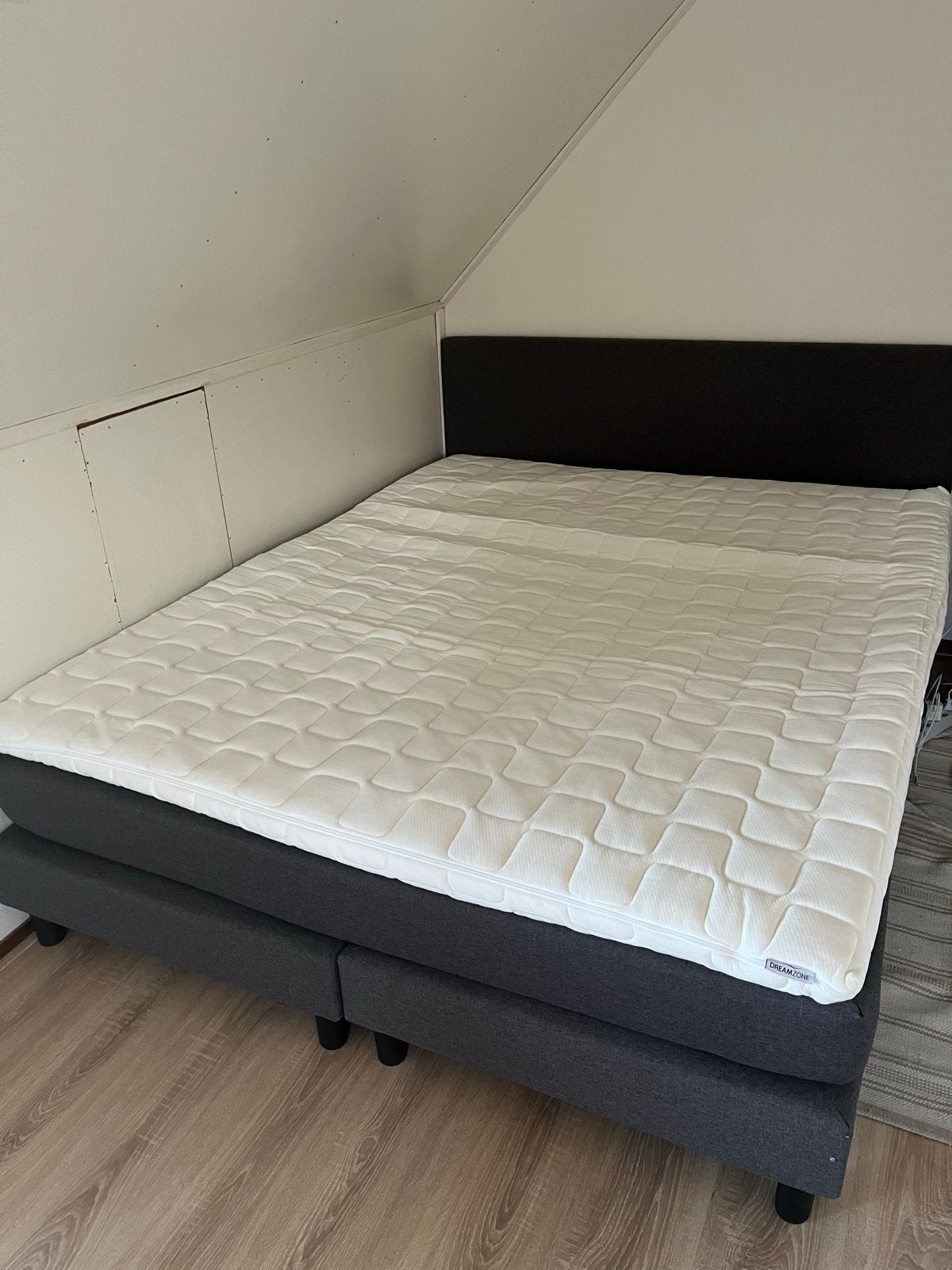 Boxspring met topper (Jysk/Beterbed), Ophalen, Gebruikt, Tweepersoons, 200 cm
