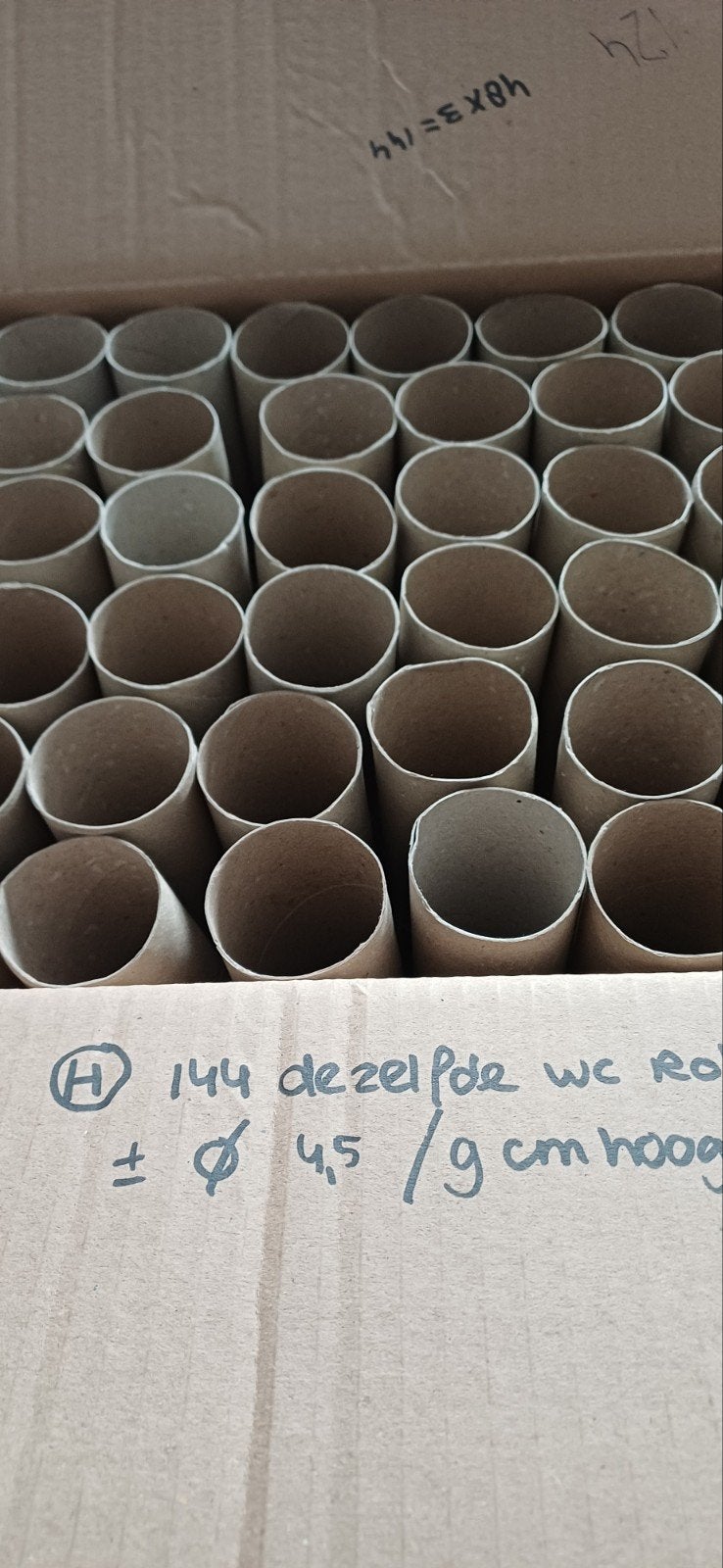 144 WC rolletjes voor knutselen, 9 cm hoog, 4,5 cm Ø, Ophalen of Verzenden