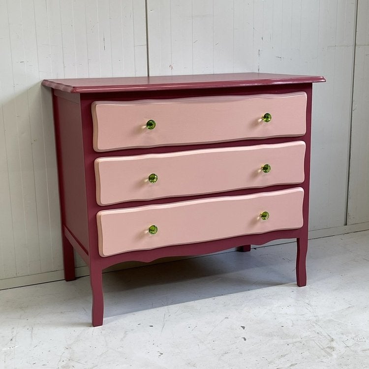 Vintage restyle moderne ladekast hip bordeauxrood & roze, Onbekend, 50 tot 100 cm, Zo goed als nieuw, 3 of 4 laden