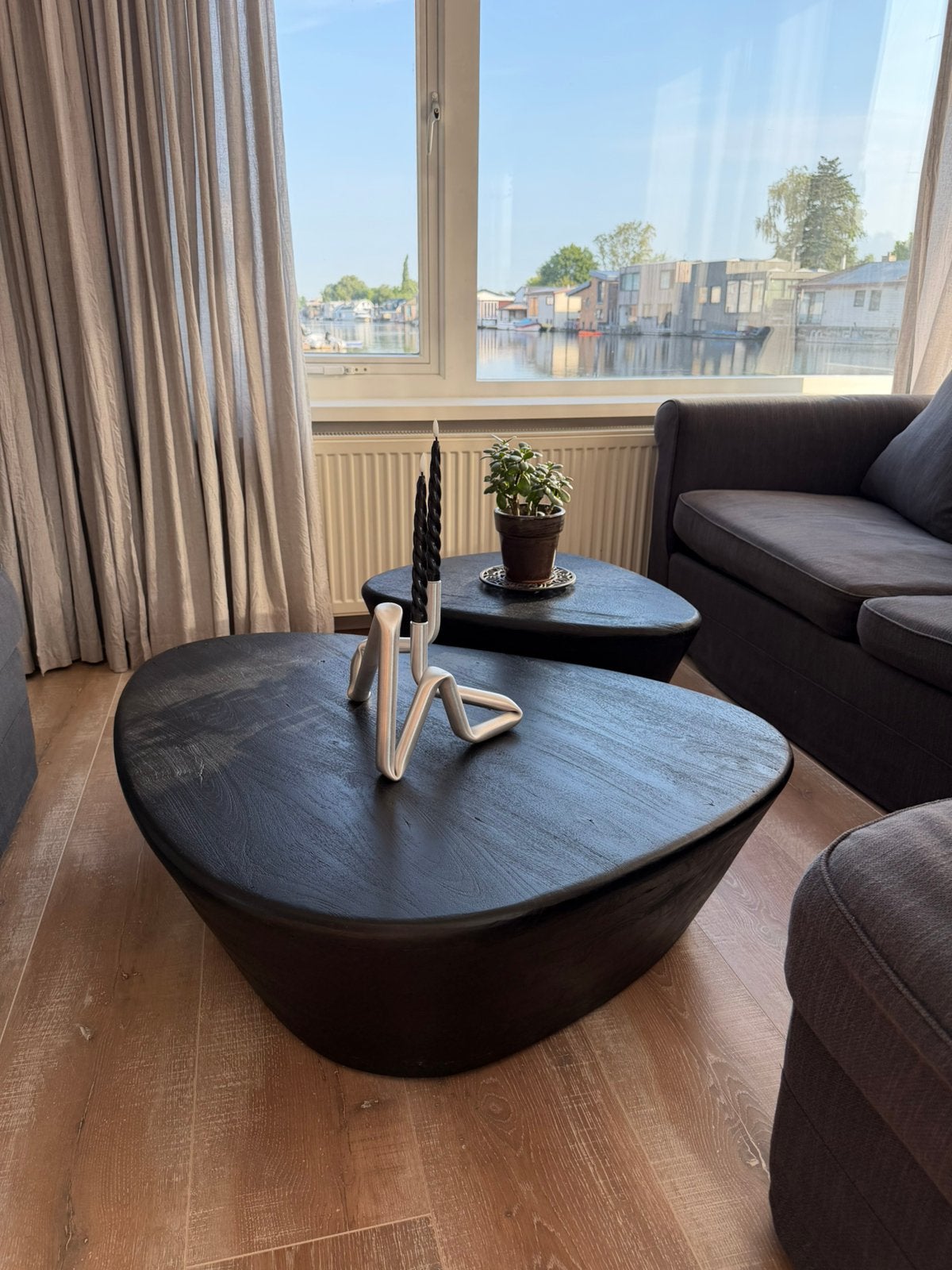 Salontafel Set (2 stuks) – Organisch Mangohout Zwart, Ophalen, Zo goed als nieuw, Rond, 50 tot 100 cm