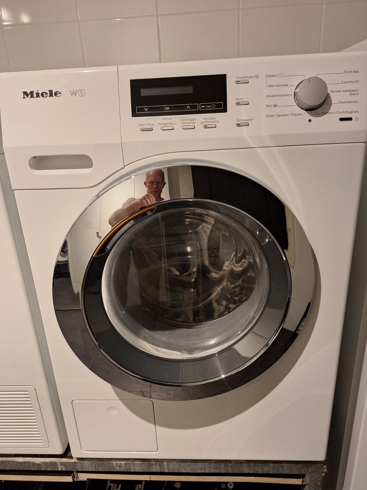 Miele W1 WKE130 WPS Wasmachine - Zo goed als nieuw, Witgoed en Apparatuur, Ophalen, 6 tot 8 kg, Wolwasprogramma, Voorlader