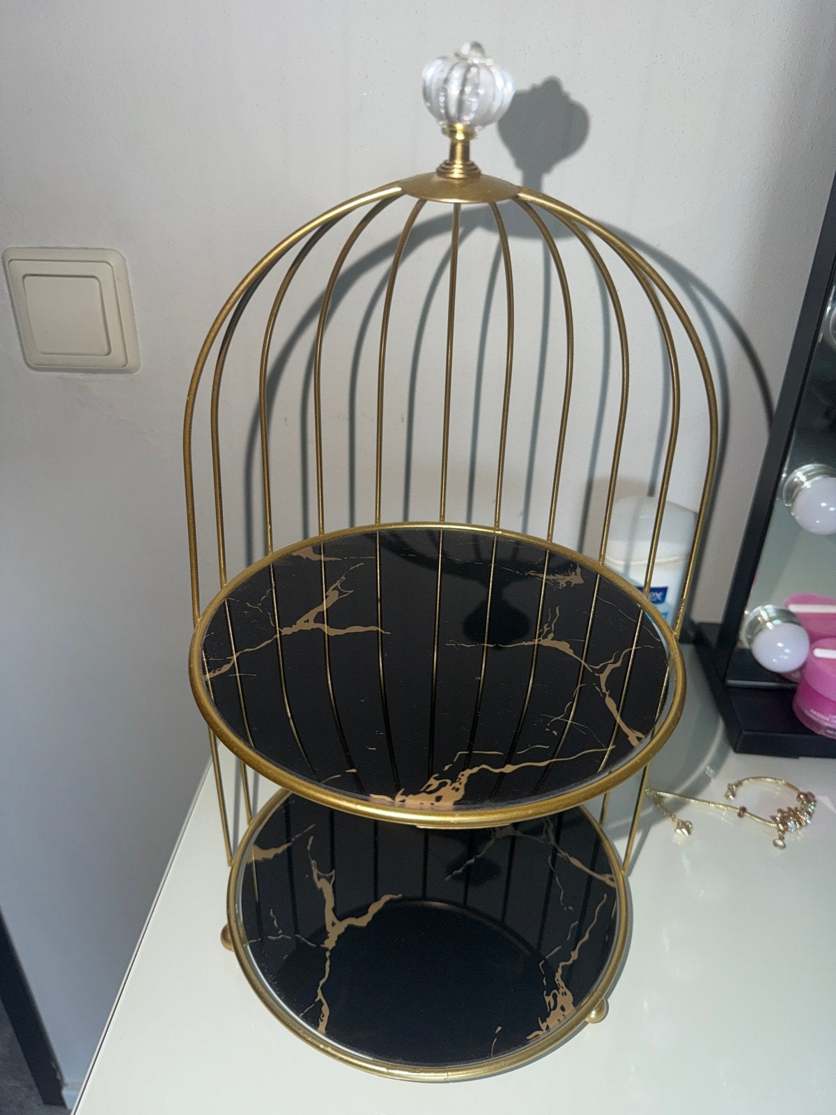 Gouden etagere met marmerlook, vogelkooi design, Huis en Inrichting, Ophalen, Zo goed als nieuw