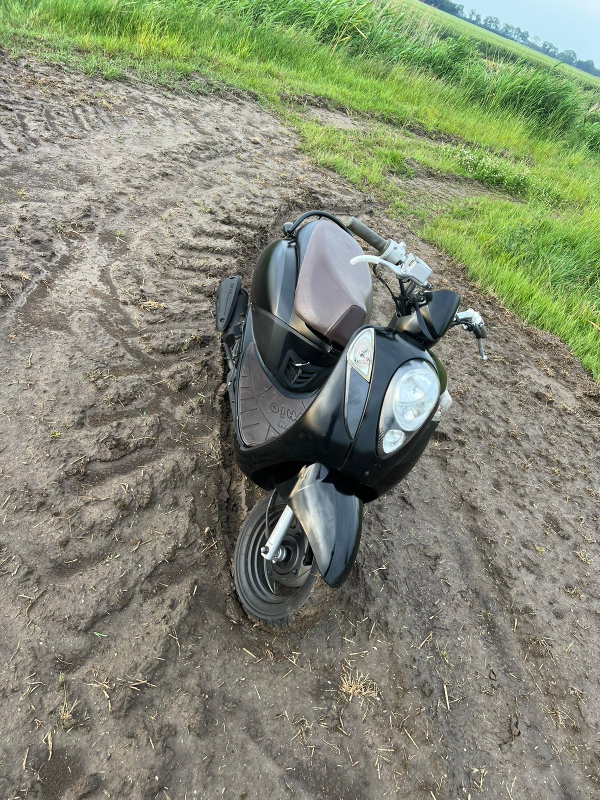 Sym mio 4t 50cc ZSM WEG!, Fietsen en Brommers, Ophalen, Zo goed als nieuw, Benzine, Mio