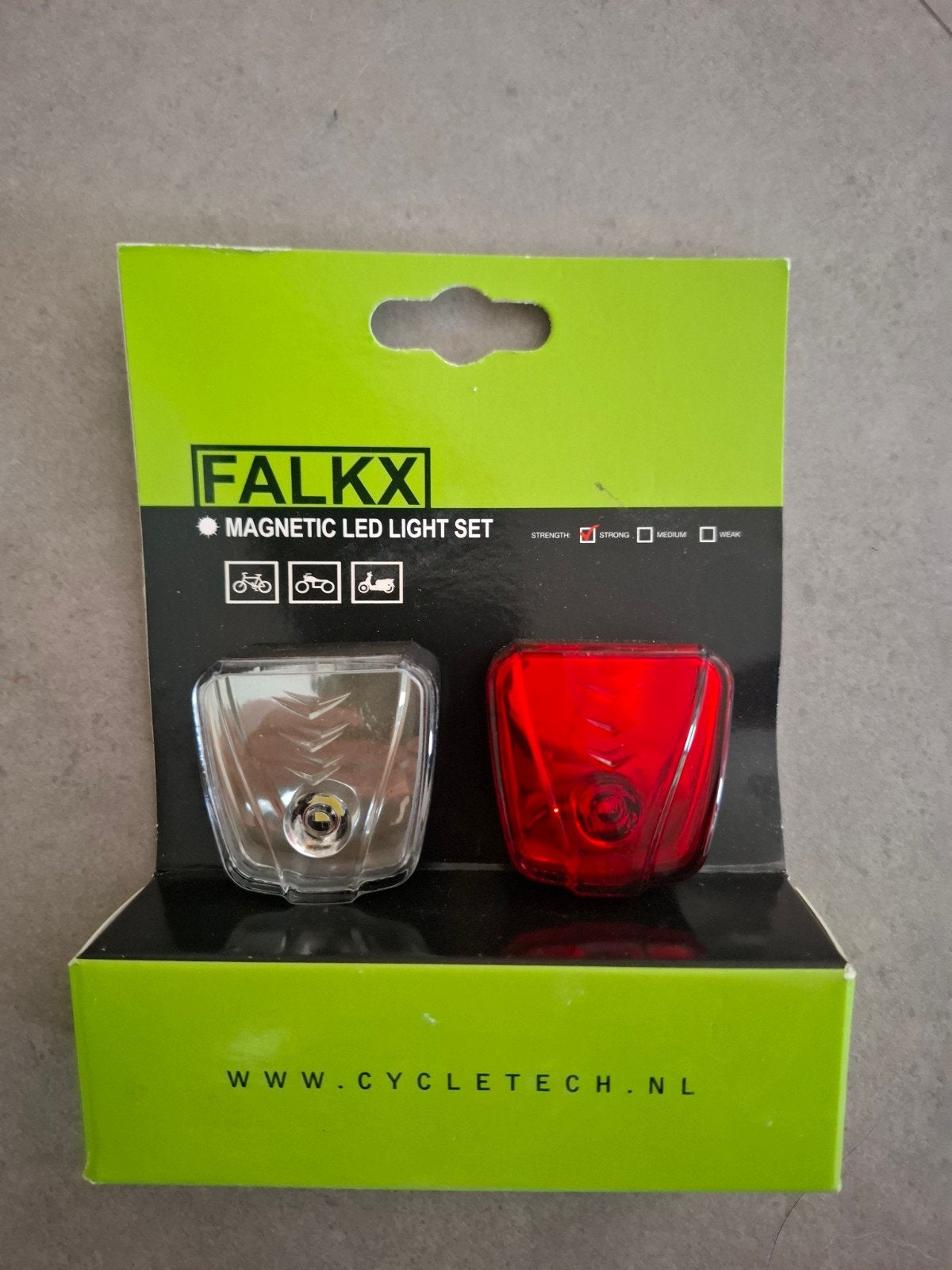 Falkx magnetic light set, nieuw, Fietsen en Brommers, Ophalen of Verzenden, Nieuw, Overig, Verlichtingsset