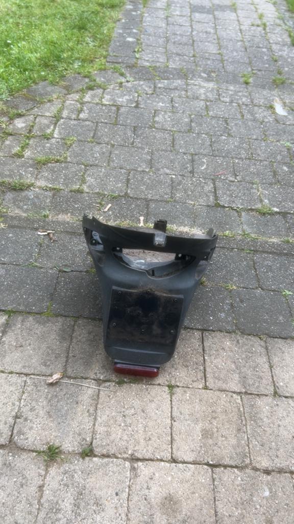 Spatbord/ kentekenhouder speedfight 2, Motoren, Ophalen of Verzenden