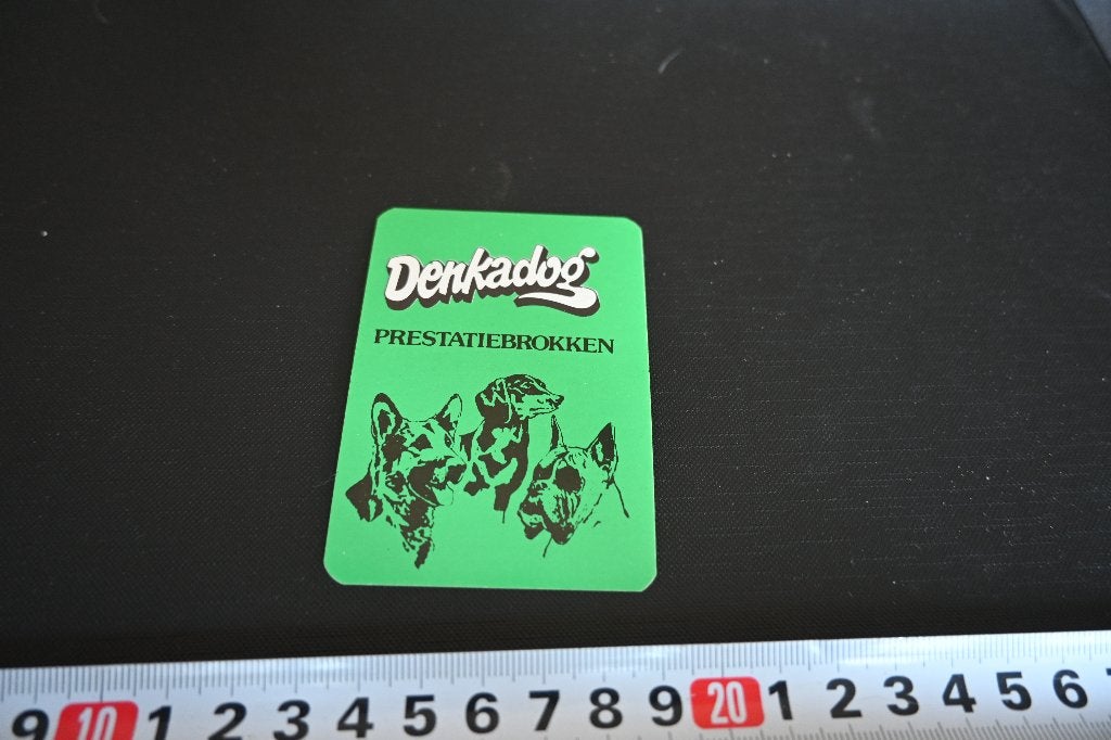 sticker DENKADOG Prestatiebrokken, Ophalen of Verzenden, Zo goed als nieuw