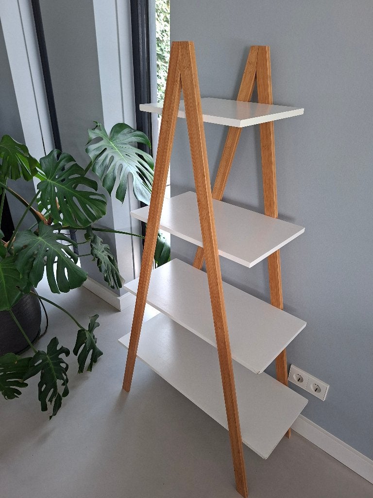 Wandkast boekenkast kinderkamer, Huis en Inrichting, Kasten | Boekenkasten, Ophalen, Met plank(en), Gebruikt, 50 tot 100 cm