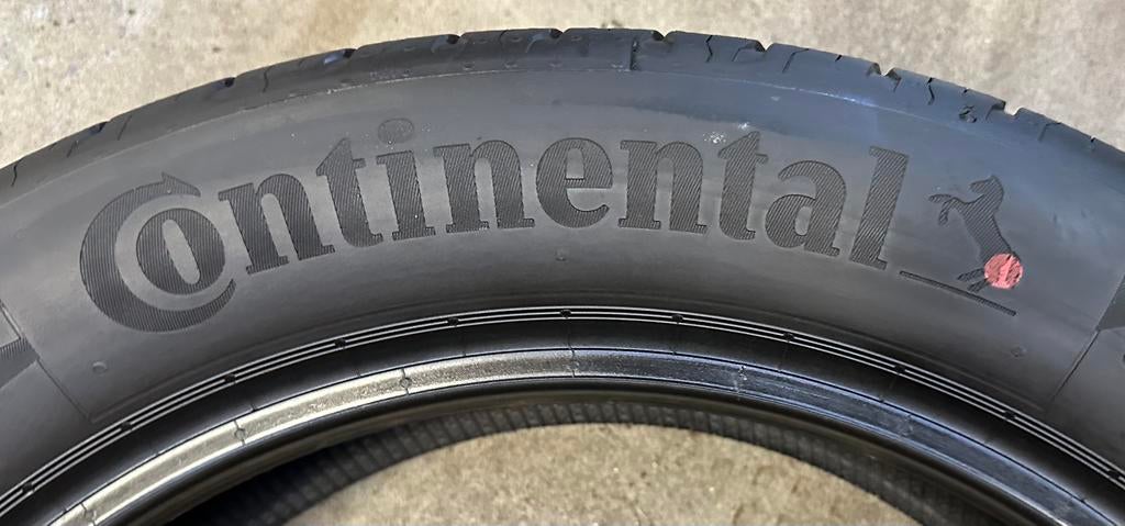 4 Stuks Continental 235 50 19 Zomerbanden Inclusief Montage, Auto-onderdelen, Banden en Velgen, 19 inch, Ophalen of Verzenden