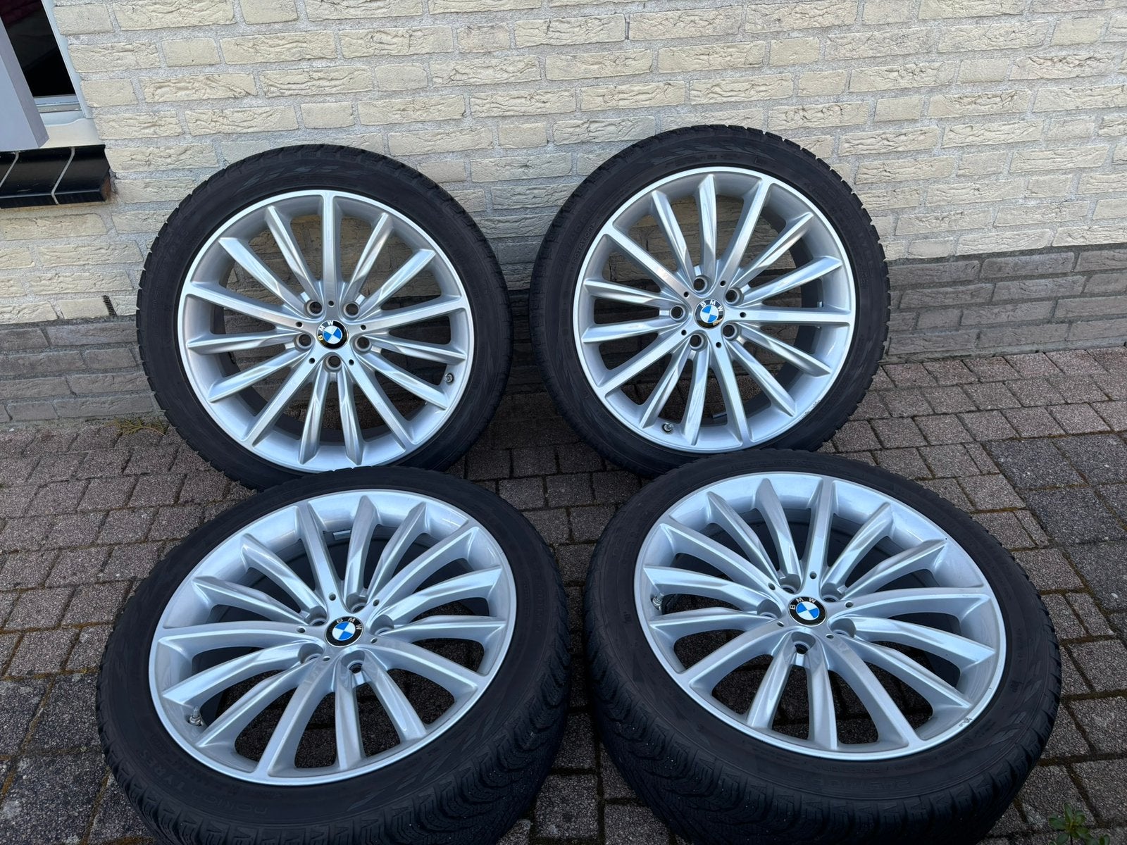 Originele BMW 19 inch winterbandenset 5 serie G30, Banden en Velgen, Winterbanden, Personenwagen, Ophalen