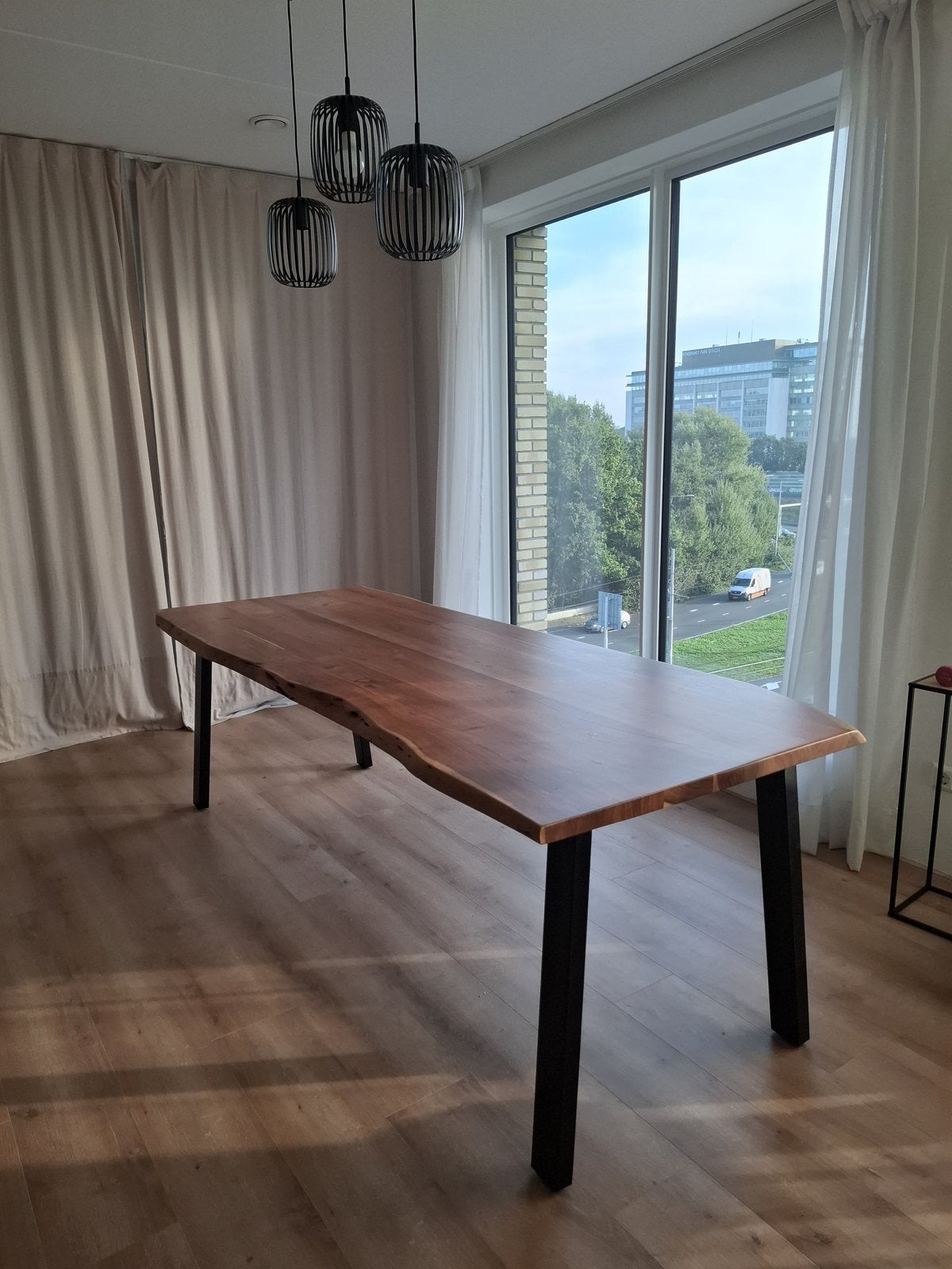 Walnoot Eettafel 8 persoons, Huis en Inrichting, Ophalen, 200 cm of meer, 50 tot 100 cm, Zo goed als nieuw