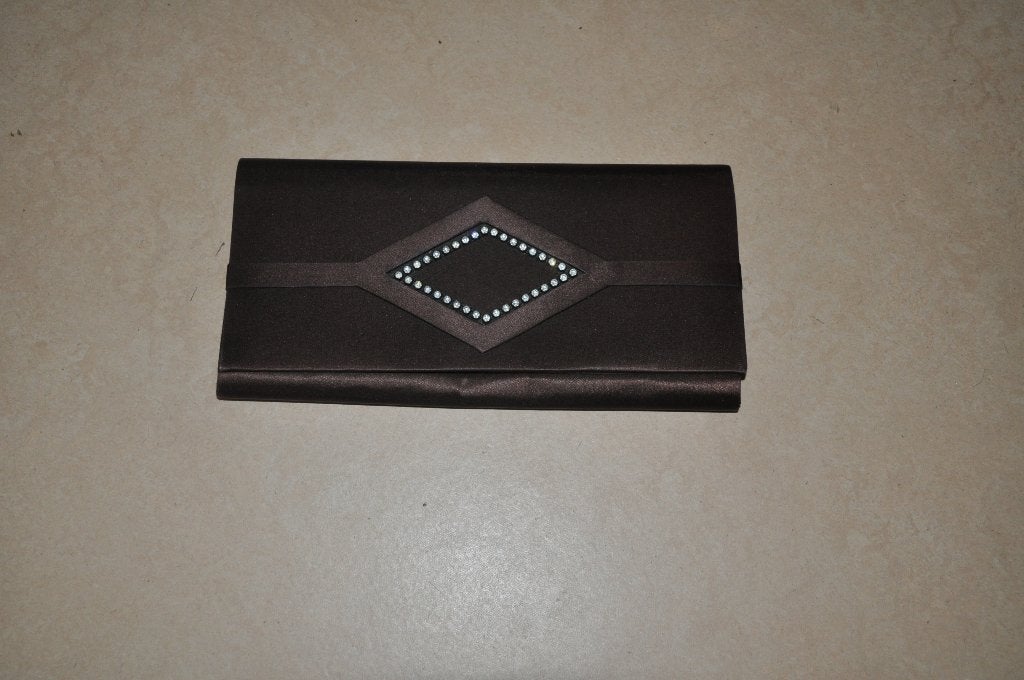 Bruin satijnen gekleed avondtasje met strass, Ophalen of Verzenden, Nieuw, Bruin, Avondtasje