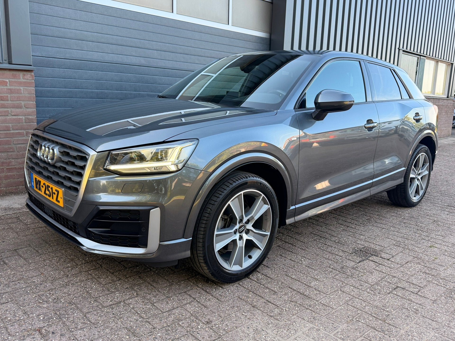 Audi Q2 1.4 TFSI 150PK CoD Sport Trekhaak / Cruisecontrol /, Auto's, Gebruikt, 4 cilinders, 150 pk, Lichtsensor