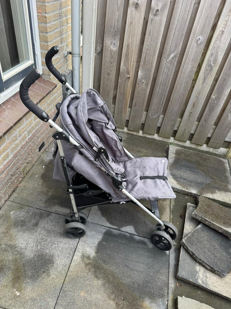 Handige en compacte buggy - Ideaal voor onderweg!, Ophalen of Verzenden, Gebruikt, Overige merken, Verstelbare rugleuning