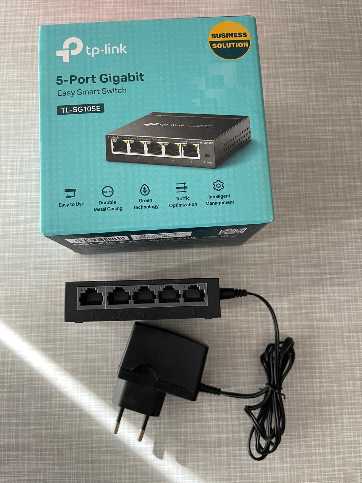 Switch 5 port tp-link, Ophalen of Verzenden, Zo goed als nieuw