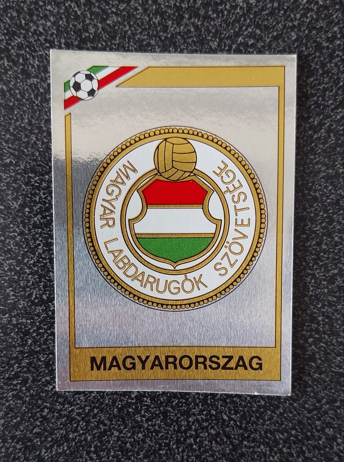 Panini WK 1986 Mexico nr 200 badge Hongarije, Ophalen of Verzenden, Zo goed als nieuw, Buitenlandse clubs, Poster, Plaatje of Sticker