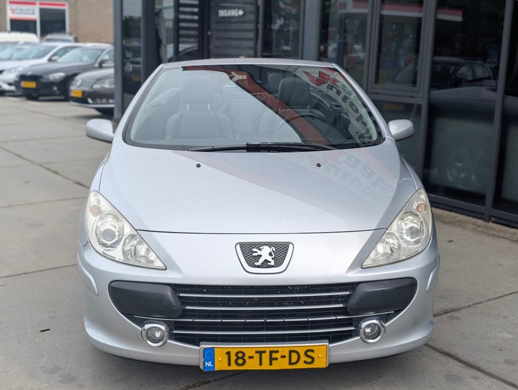 Peugeot 307 CC 1.6-16V - Leder - Cruise - Clima, Auto's, Peugeot, Gebruikt, Zwart, 4 cilinders, Cabriolet