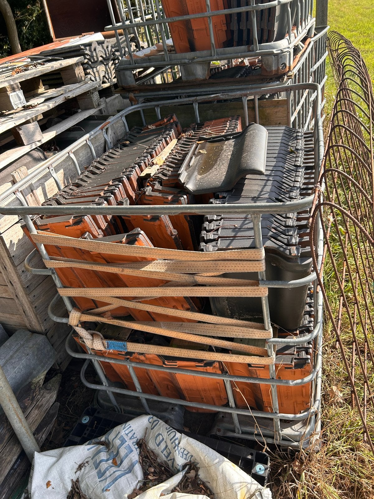 Roben Flandern plus dakpannen - Zo goed als nieuw (ca. 550 s, Doe-het-zelf en Verbouw, Ophalen, Steen of Klei, Zo goed als nieuw